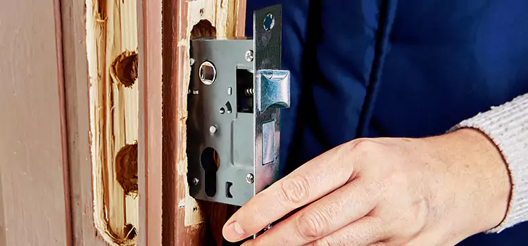 Garage Door Lock Replacement Searcy